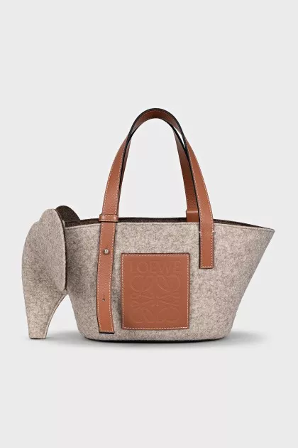 Elephant-shaped textile bag