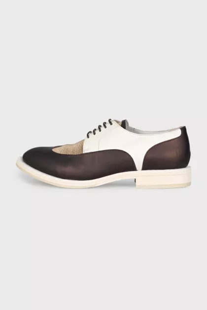 Men's leather brogues with tag