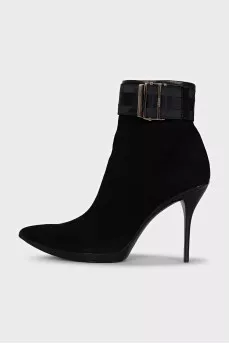 Suede pointed toe ankle boots