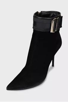 Suede pointed toe ankle boots