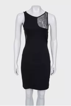 Fitted dress with lace inserts