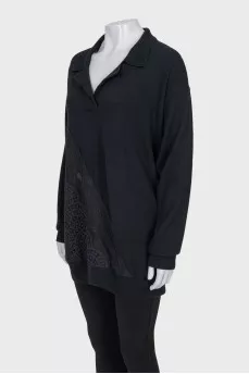 Pullover with lace elements and tag