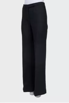 Wide-leg, straight-leg trousers with creases