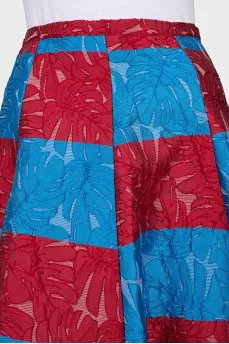 Flared skirt made of textured fabric