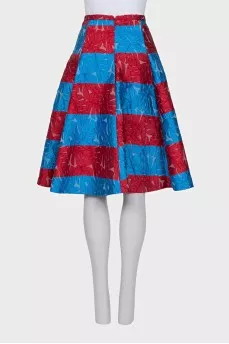 Flared skirt made of textured fabric