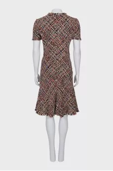 Fitted dress with a zipper