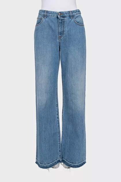 High-waisted wide-leg blue jeans
