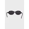 Oval sunglasses with crystals