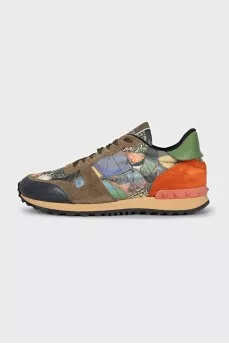 Sneakers decorated with printed spikes