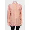 Loose-fitting shirt with a floral print