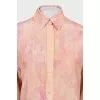 Loose-fitting shirt with a floral print