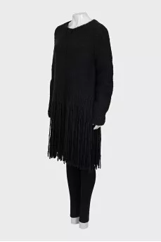 Cashmere sweater with fringe