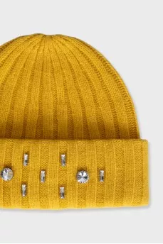 Yellow set with crystals