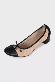 Beige ballet flats with heels