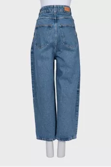 High-waisted wide-leg jeans
