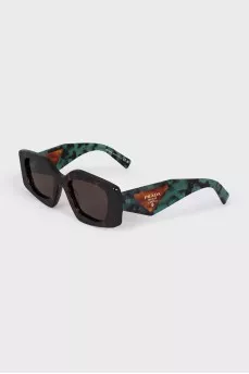 Printed sunglasses with a pattern