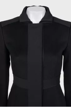 Fitted black coat with buttons