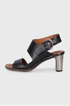 Leather sandals with metal heels