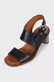 Leather sandals with metal heels