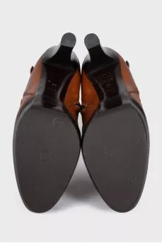 Gradient effect leather ankle boots