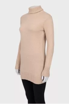 Long beige sweater