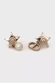Asymmetrical stud earrings