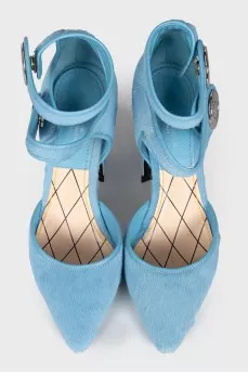 Shaggy leather heels
