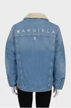 Button-up denim jacket with fur collar