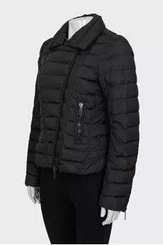 Fitted jacket with diagonal fastening