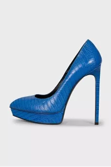 Blue leather pumps