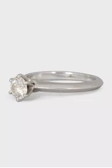 Platinum ring with diamond