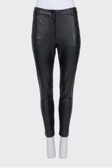 Mid-rise black leather trousers