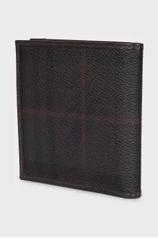 Leather wallet with signature print