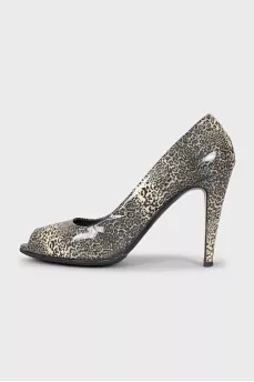 Animal print open-toe shoes