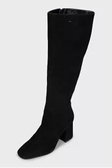 Black suede heeled boots