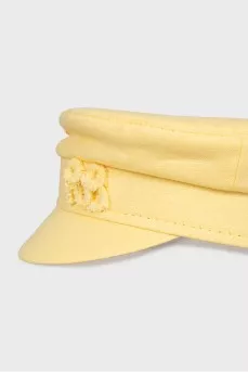 Linen cap with decor