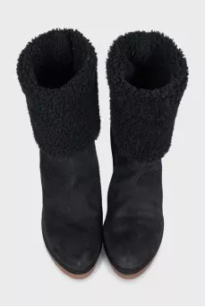 Wedge boots with fur uppers