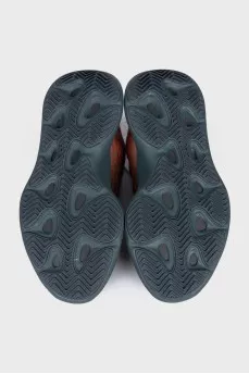 700 V3 sneakers with tag