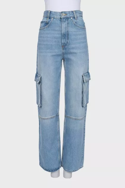 High-waisted jeans with patch pockets