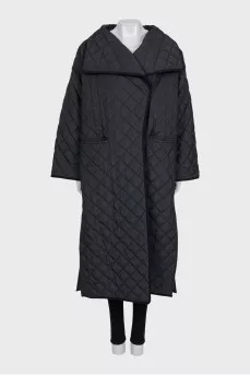 Quilted coat with a wide collar