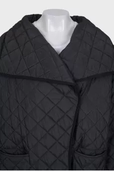 Quilted coat with a wide collar