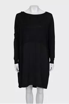 Loose-fitting wool dress