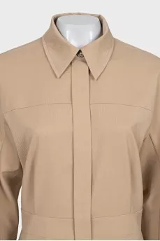 Beige fitted dress with buttons