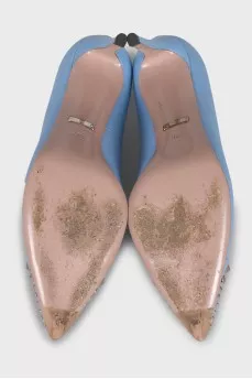 Blue shoes with spikes