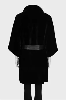 Mink fur coat with short sleeves