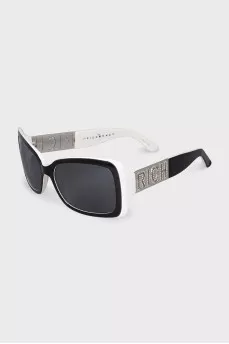 Sunglasses with accent temples