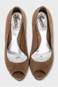 Suede open-toe heeled shoes