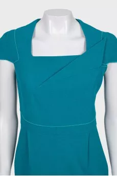 Fitted wool dress with a zipper