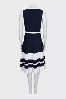 Two-tone dress decorated with a bow