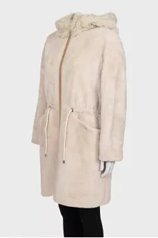 Beige parka with a wool hood